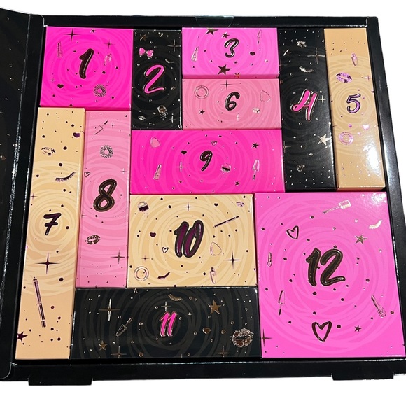 NEW W7 Advent Makeup Calendar, 12 Items In Package Black - Picture 2 of 8